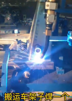 手動(dòng)液壓搬運(yùn)車(chē)焊接工藝的流程及優(yōu)勢(shì)